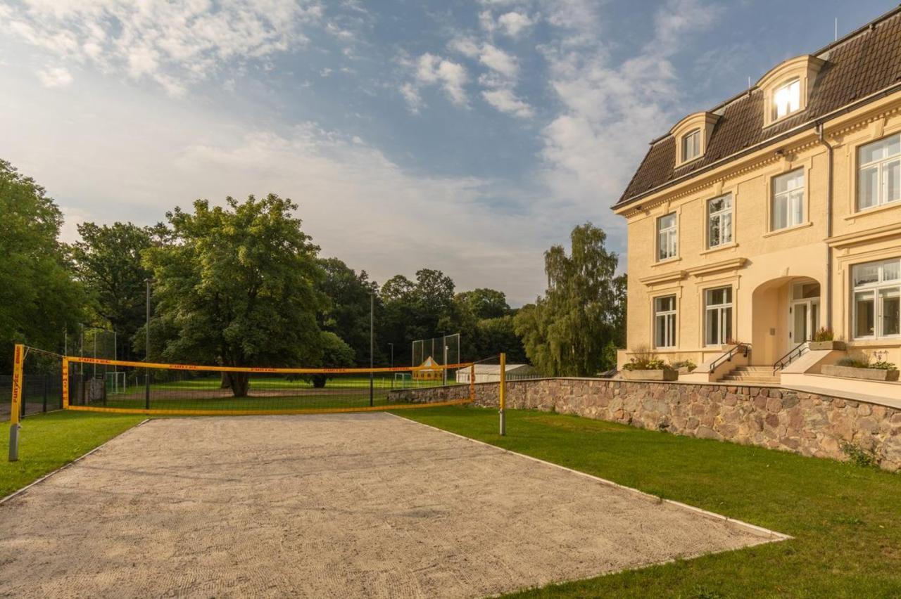Familienhotel Schloss Leizen Bioverpflegung Bagian luar foto