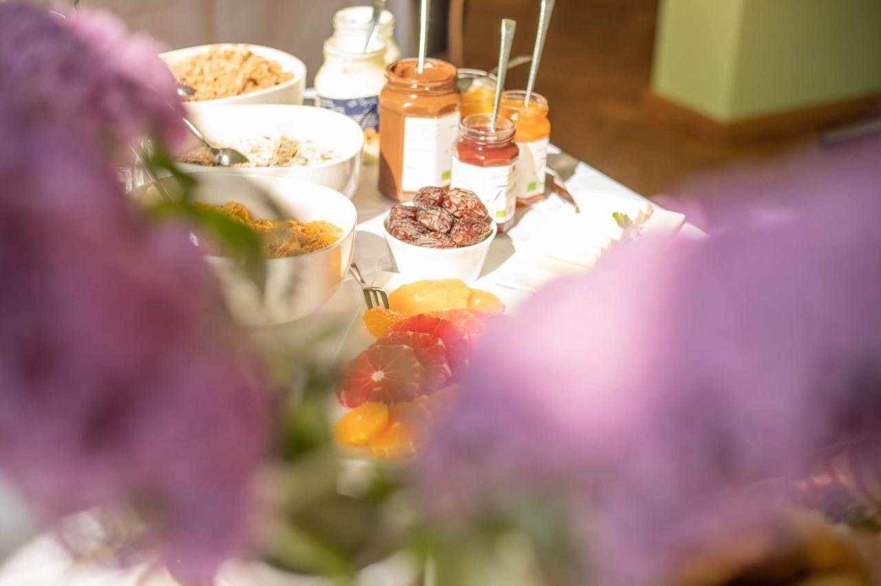 Familienhotel Schloss Leizen Bioverpflegung Bagian luar foto
