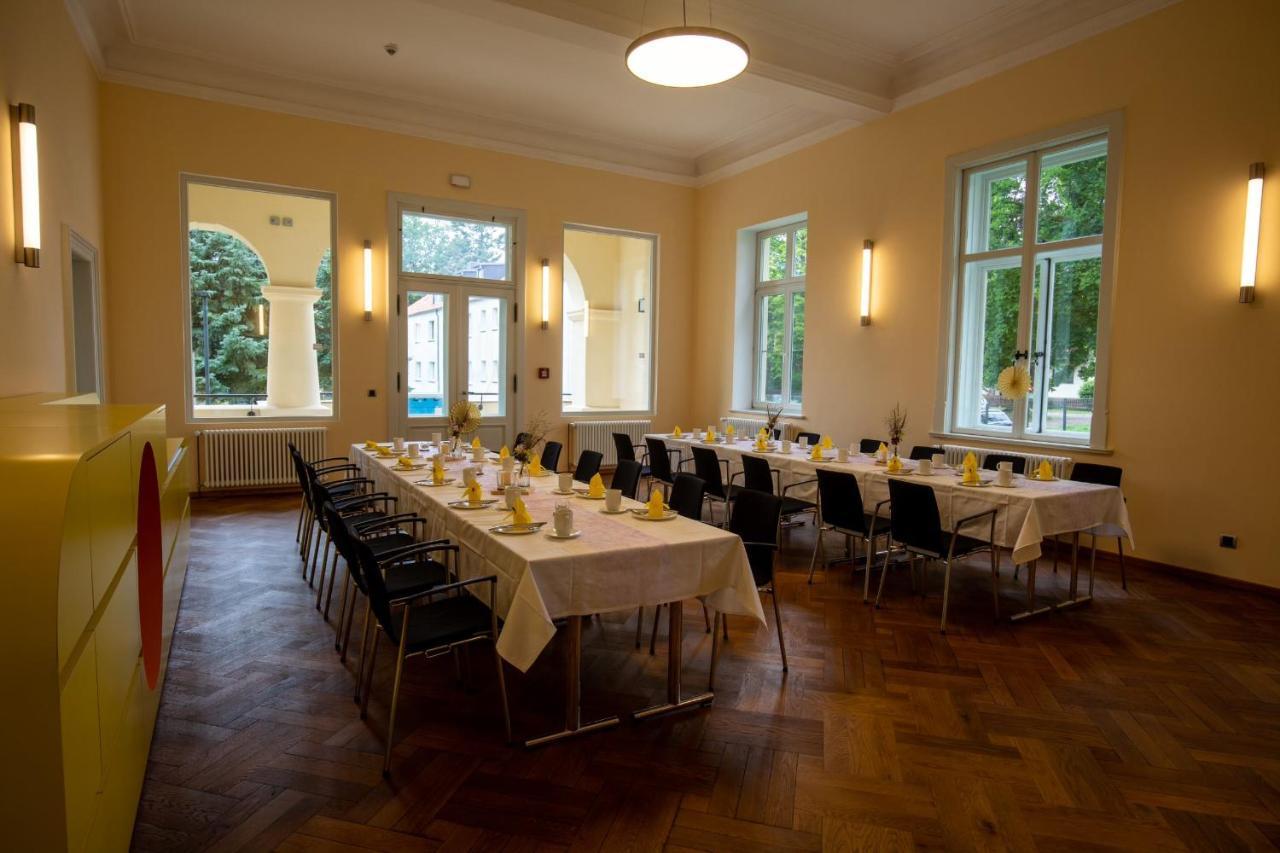 Familienhotel Schloss Leizen Bioverpflegung Bagian luar foto